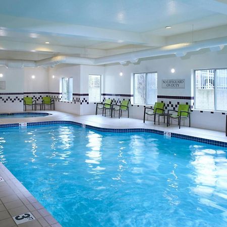Springhill Suites By Marriott Frankenmuth Bagian luar foto